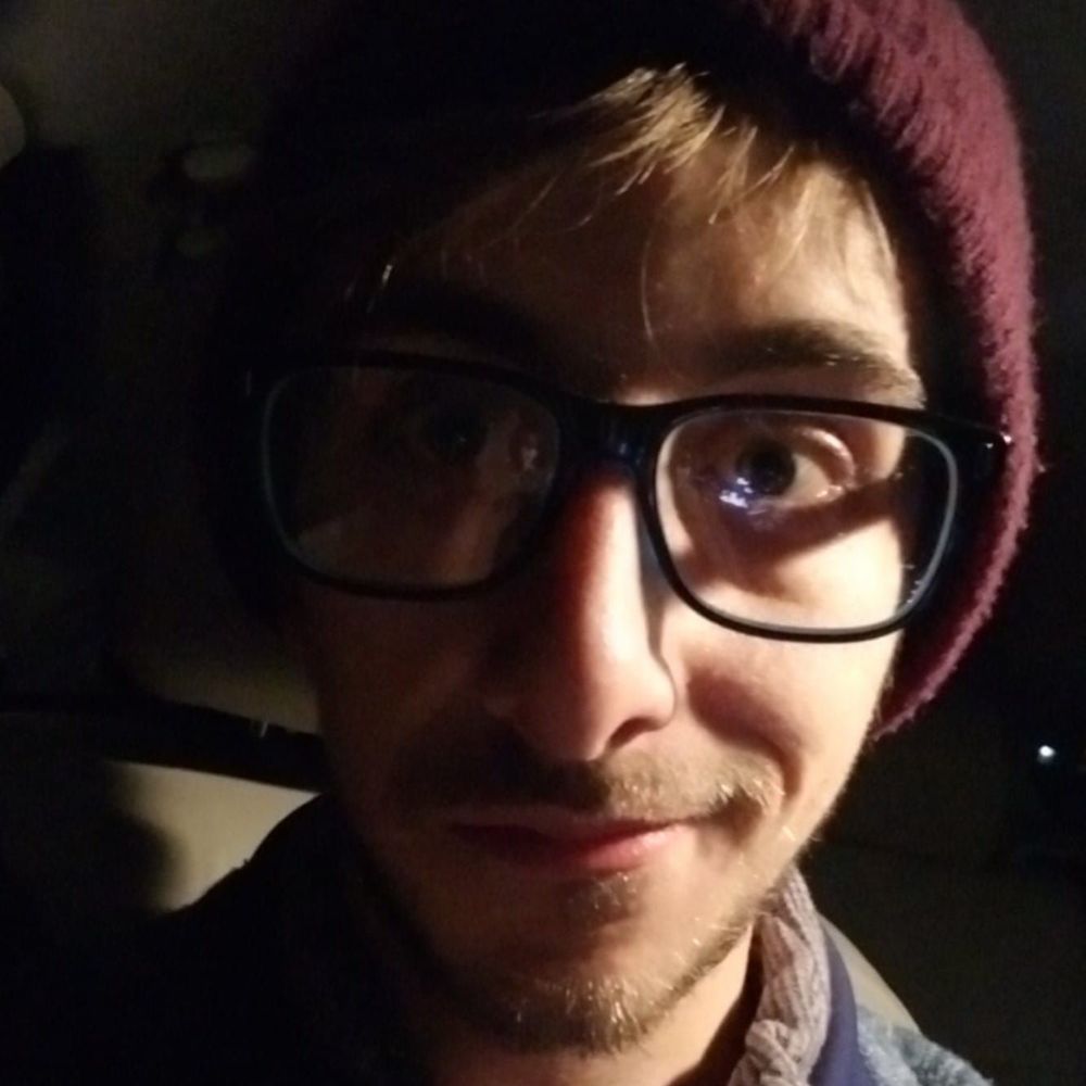 Meet your Posher, Ethan